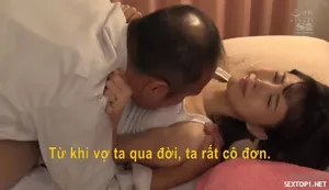 Em học sinh hiến lồn cho thầy giáo coi thi